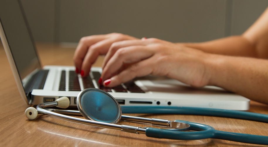 Discover 4 Benefits Of Talking To A Doctor Online